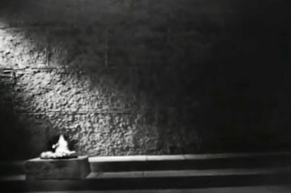 Заставка программы "Минута молчания". 1965 год. Фото: Гостелерадиофонд