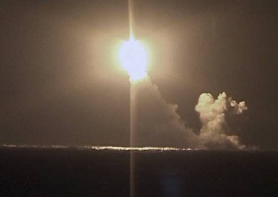 Более полутора триллионов на оружие. Перевооружение армии РФ в 2019 году Более полутора триллионов на оружие. Перевооружение армии РФ в 2019 году оружие