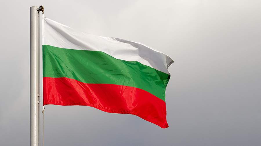 Болгария решила сократить численность российских дипломатов в стране до 48 человек
