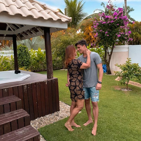 После семейного скандала: бойфренд матери Неймара попал в больницу с порезами на руке Звезды,Новости о звездах