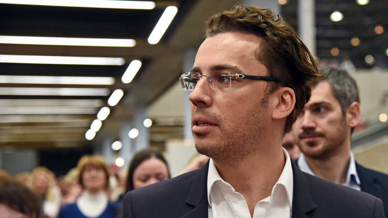 Максим Галкин похвалился удачным выступлением с сыном Гарри на Первом канале Максим Галкин похвалился удачным выступлением с сыном Гарри на Первом канале Шоу-бизнес