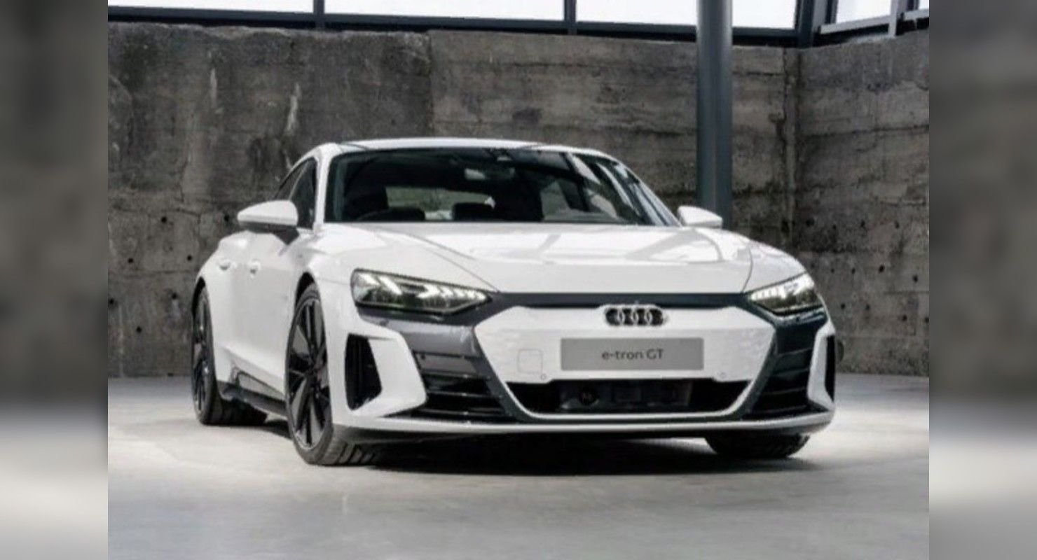 Внешность и салон первого электроседана Audi раскрыли до дебюта