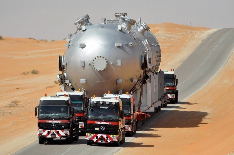 Чудеса погрузки и грузоперевозок: человек-муравей и его сила Чудеса погрузки и грузоперевозок: человек-муравей и его сила