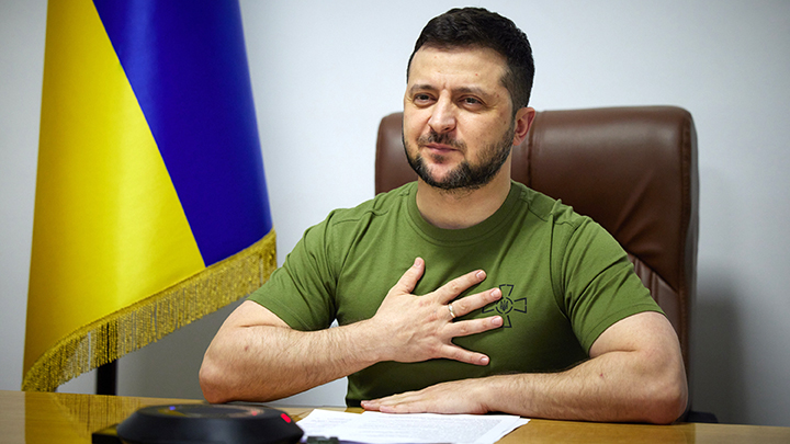 ЦИРК ГОРИТ, ПАЯЦ ДОИГРЫВАЕТ. КУЛЬМИНАЦИЯ ГЛАВНОЙ РОЛИ ЗЕЛЕНСКОГО ЦИРК ГОРИТ, ПАЯЦ ДОИГРЫВАЕТ. КУЛЬМИНАЦИЯ ГЛАВНОЙ РОЛИ ЗЕЛЕНСКОГО украина