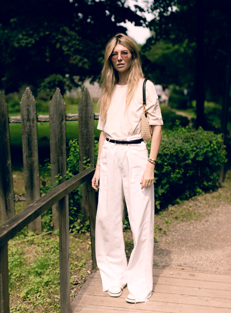 Надежда Оболенцева, Софья Капкова, Вика Газинская и другие на экскурсии в Музее-заповеднике Чехова Надежда Оболенцева, Софья Капкова, Вика Газинская и другие на экскурсии в Музее-заповеднике Чехова Звезды,Новости о звездах