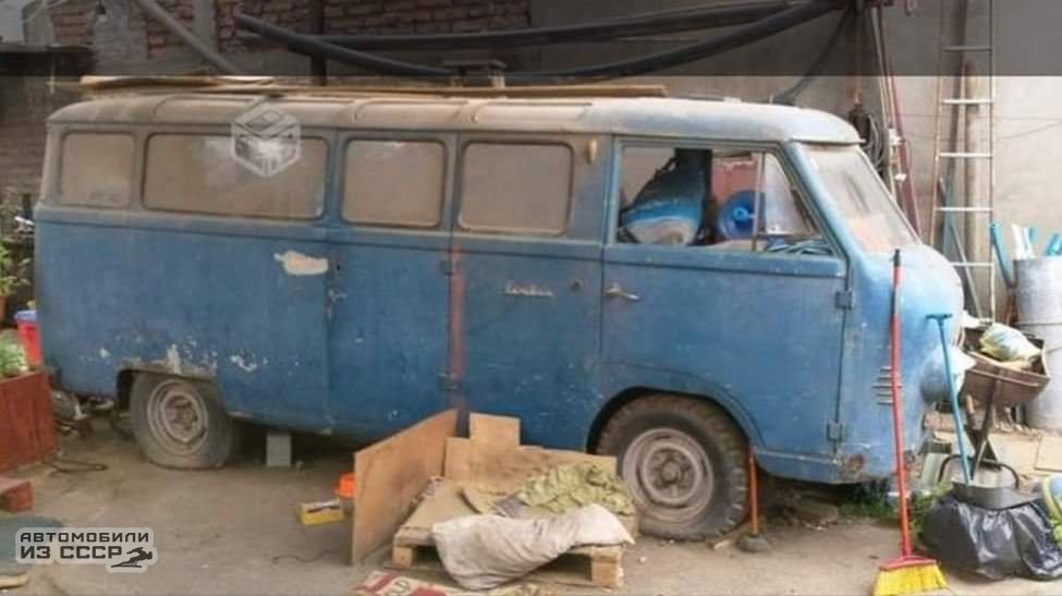 В Чили неожиданно отыскался уникальный советский автомобиль — микроавтобус RAF-977 раннего образца