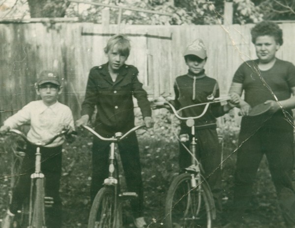 Рожденный в СССР: Двор моего детства Рожденный в СССР: Двор моего детства воспоминания,СССР