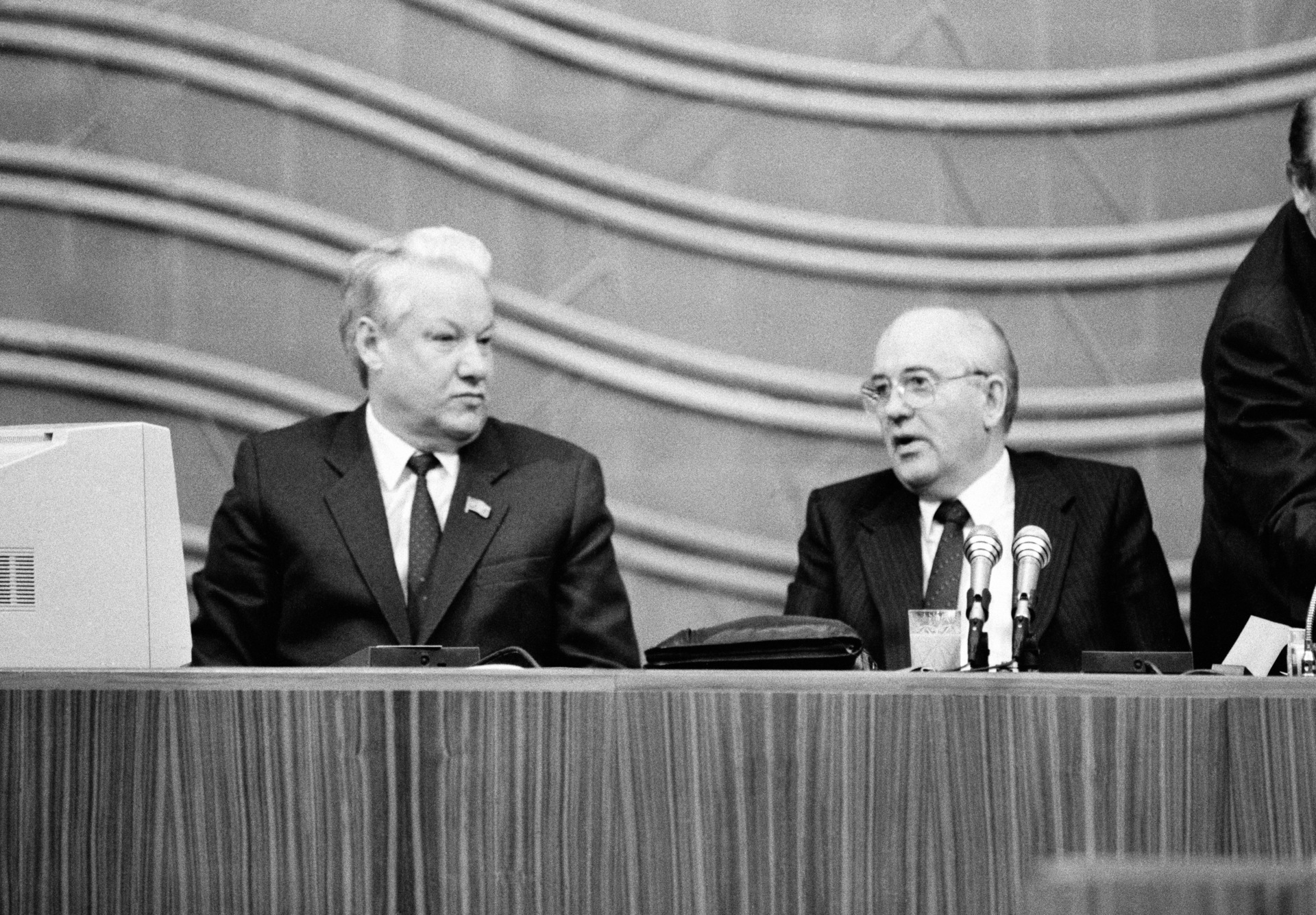 Почему ушел горбачев. Горбачев 1980.