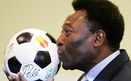 Пеле ушёл в Небесную Лигу и сыграет в одной команде с Яшиным, Марадоной, Круиффом