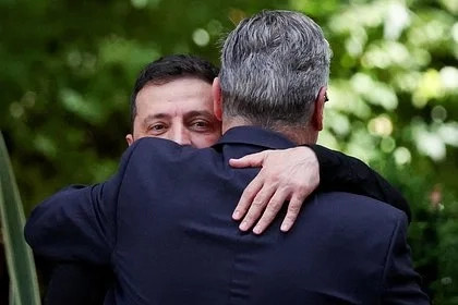 Бывший подполковник СБУ объяснил выгоду Зеленского для Запада