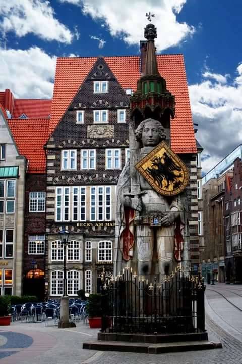 «Неистовый» Роланд в литературе и жизни «Неистовый» Роланд в литературе и жизни история