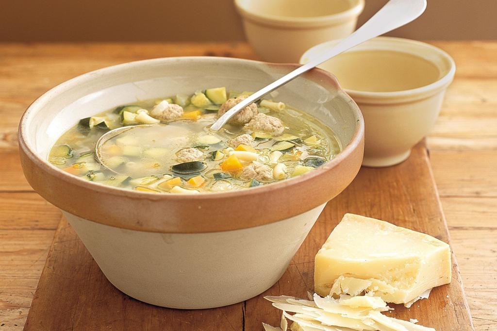 Суп с фрикадельками и сыром: рецепт с фото