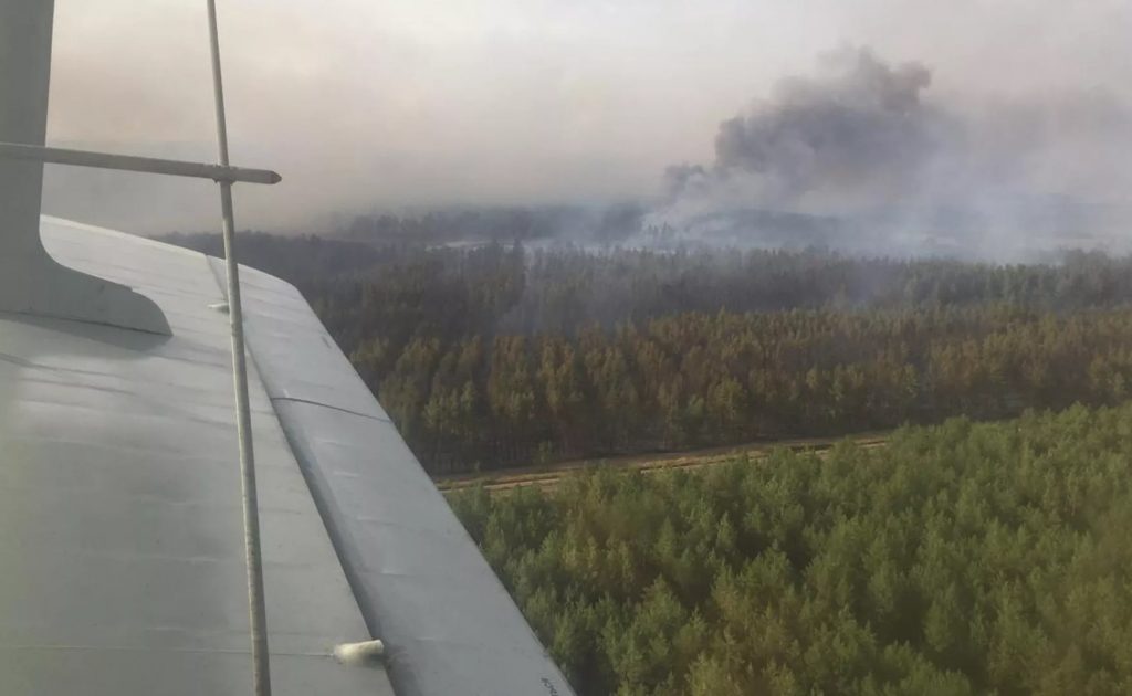 Охваченные огнем: в Казахстане борются с бедствием и его последствиями