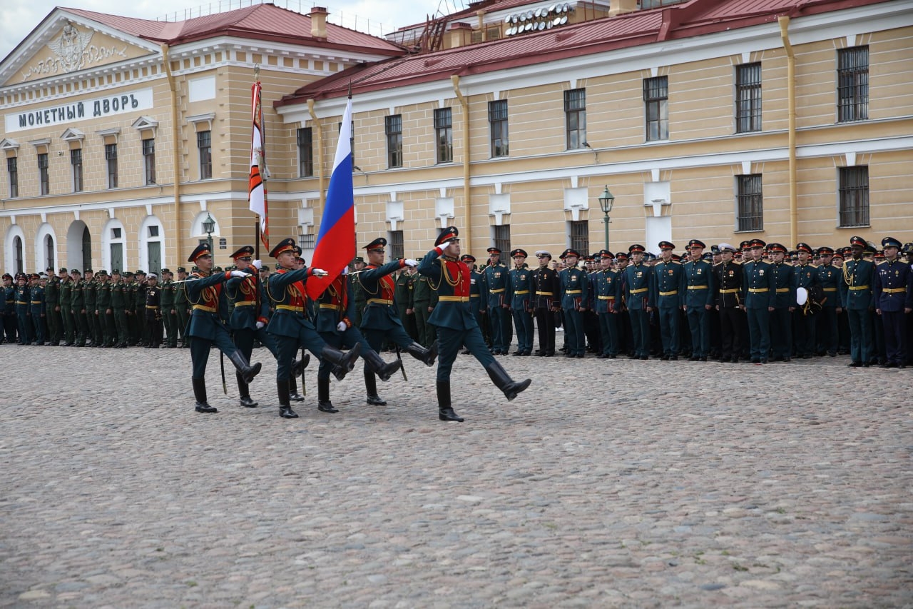 В Петербурге состоялся юбилейный выпуск лейтенантов Военного института физической культуры