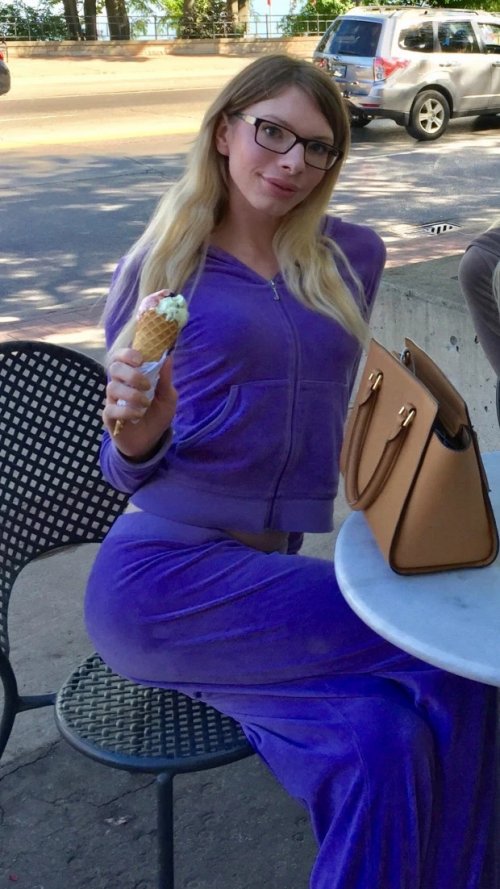 Подсела на пластику