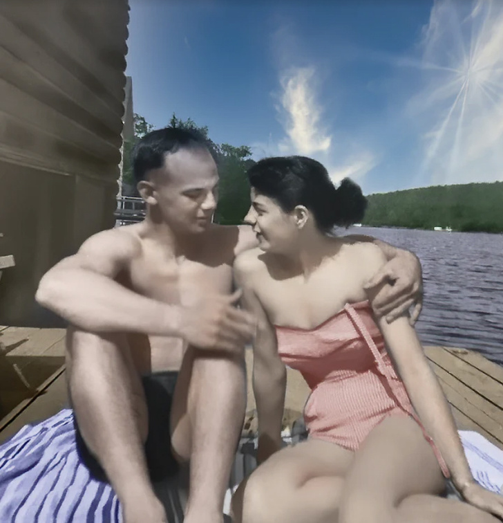 15 фактов, что если бы 50 лет назад появились социальные сети, то сегодня, наши бабушки и дедушки были бы популярными 15 фактов, что если бы 50 лет назад появились социальные сети, то сегодня, наши бабушки и дедушки были бы популярными