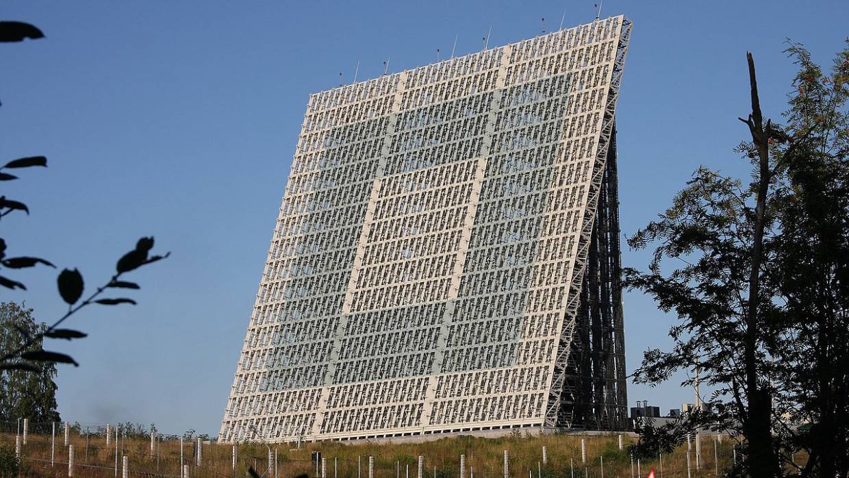 Уникальная радиолокационная станция «Воронеж» усилит российскую систему ПВО в 2022 году