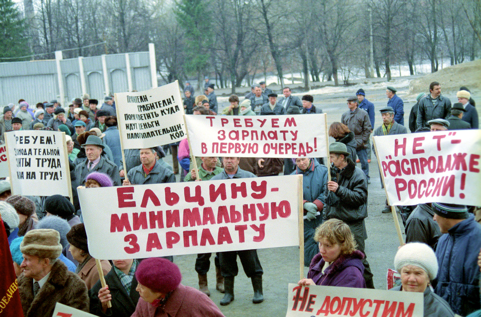 Следующим властям придется делать избирателям так же больно, как это делал Гайдар в 1990-е