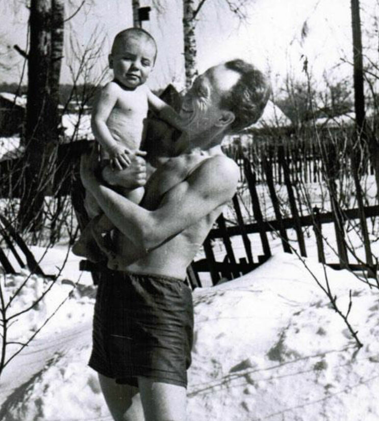 Борис Никитин с сыном