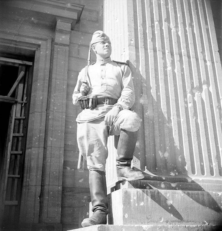 Повседневная жизнь Берлина в июле 1945 года Повседневная жизнь Берлина в июле 1945 года история