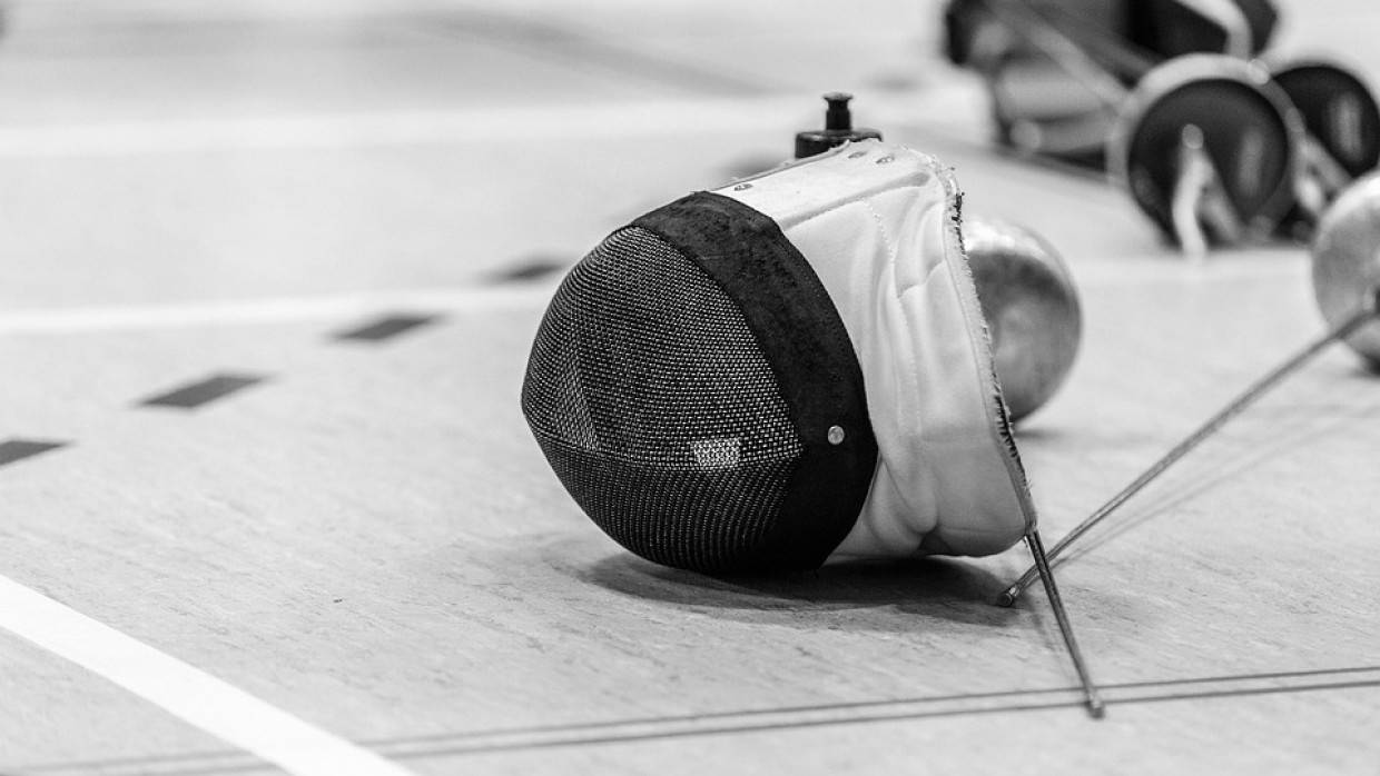 Федерация фехтования России отозвала заявку на участие в международных турнирах