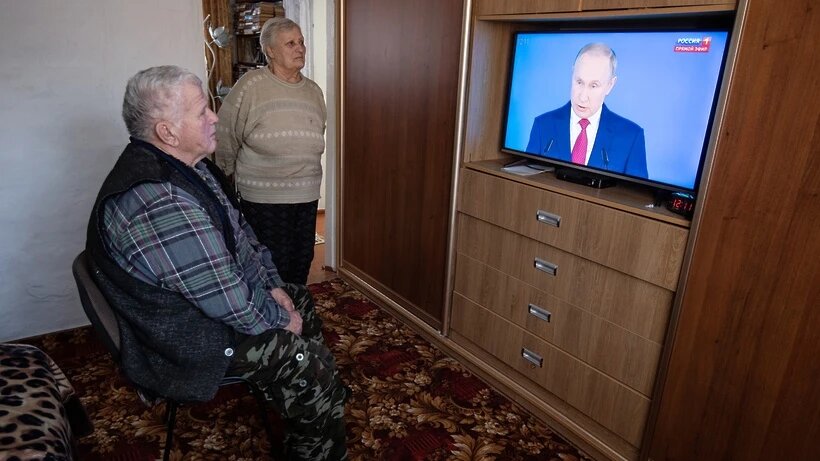 Многие пенсионеры ждали выступления Путина и его заявления по пенсиям. И они - прозвучали! В частности президент поднял вопрос об индексации пенсий.-2