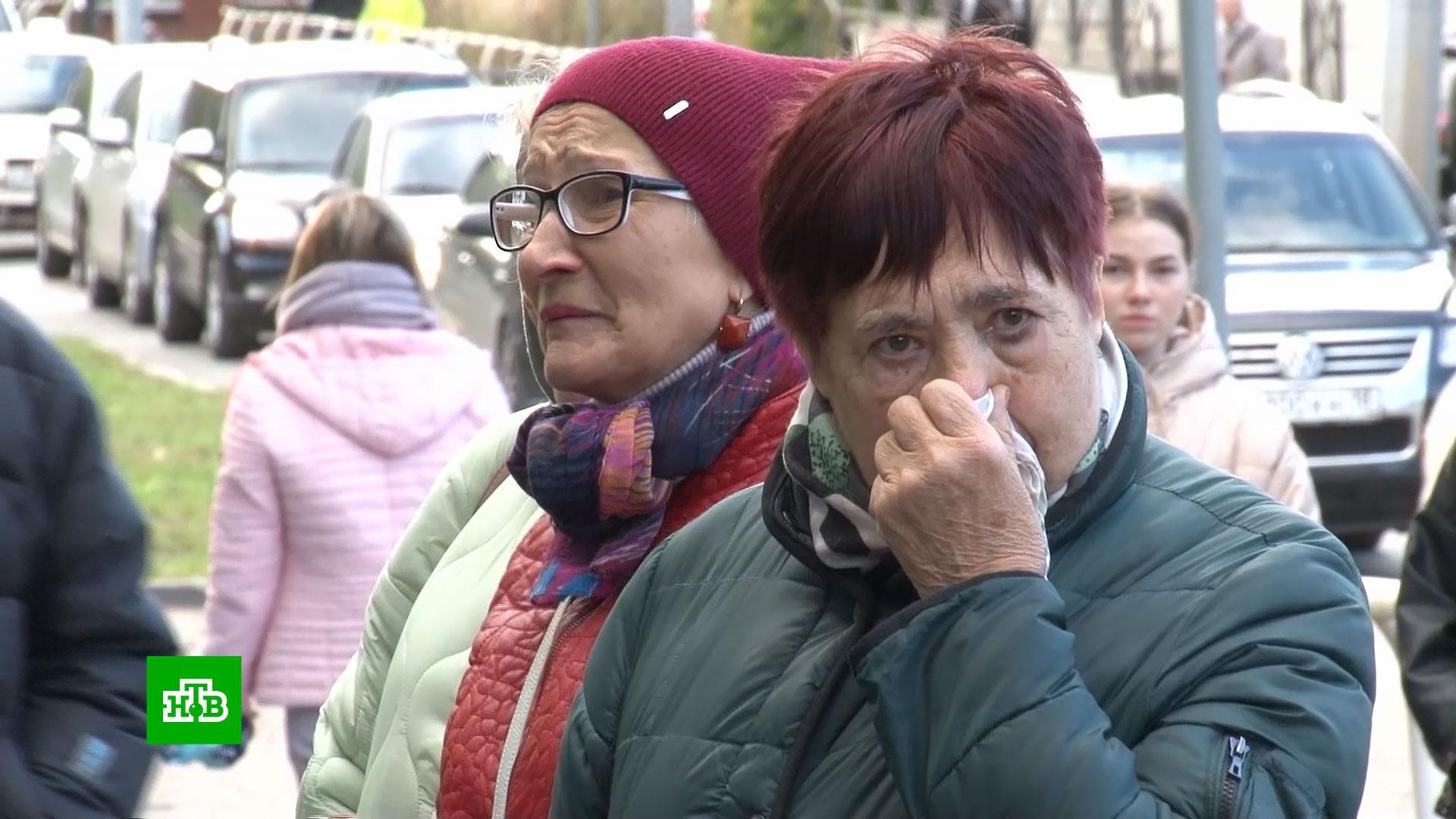 «Детям сказала, что это учебные действия»: учительница рассказала об атаке на ижевскую школу