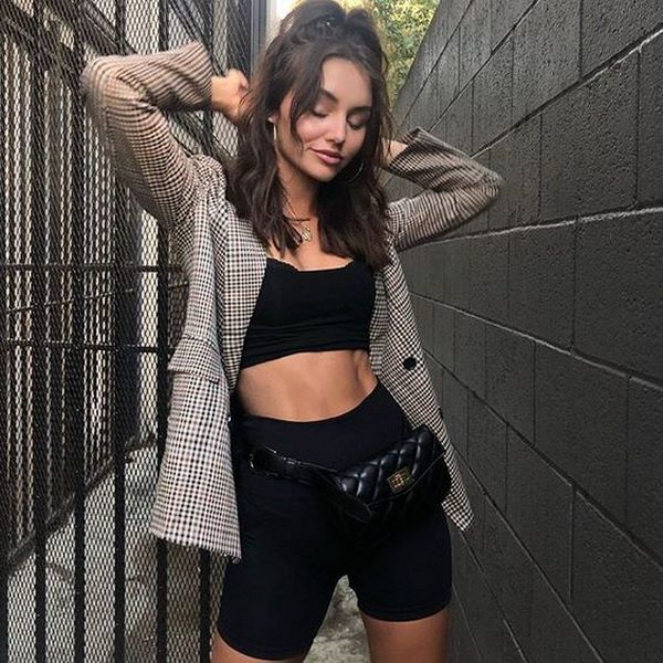 Модные шорты 2019. Как носить, с чем сочетать - подборка стильных образов в фото Модные шорты 2019. Как носить, с чем сочетать - подборка стильных образов в фото лучшее,мода,модные советы,модный обзор,Наряды,образ,стиль