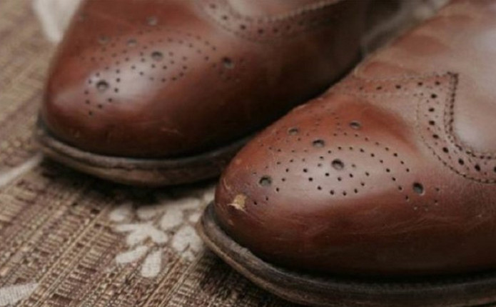 Вот как можно легко починить кожаную одежду, обувь и даже мебель! Вот как можно легко починить кожаную одежду, обувь и даже мебель! домашний очаг,,кожа,полезные советы,рукоделие,своими руками,умелые руки