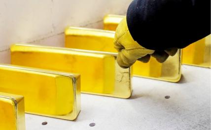 Украинские хроники: Куда уехало золото «партии войны»