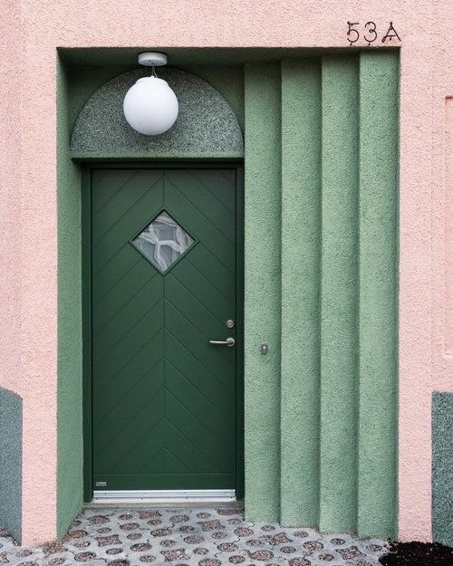 Необычные двери 
