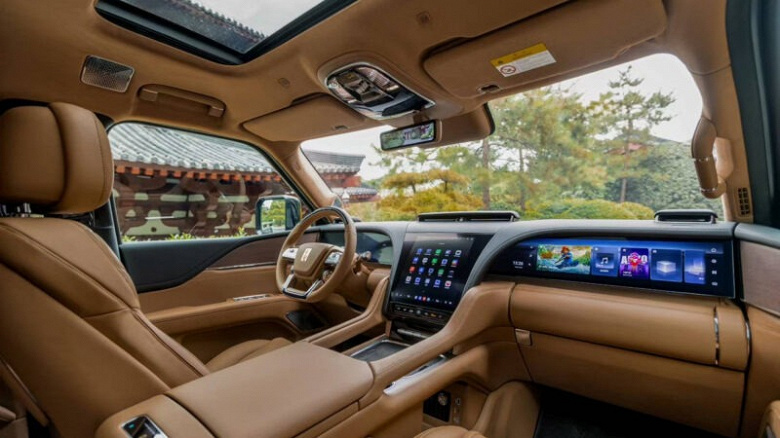  BYD Yangwang U8L показали вживую