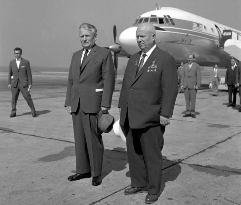 По эту сторону Берлинской стены По эту сторону Берлинской стены история