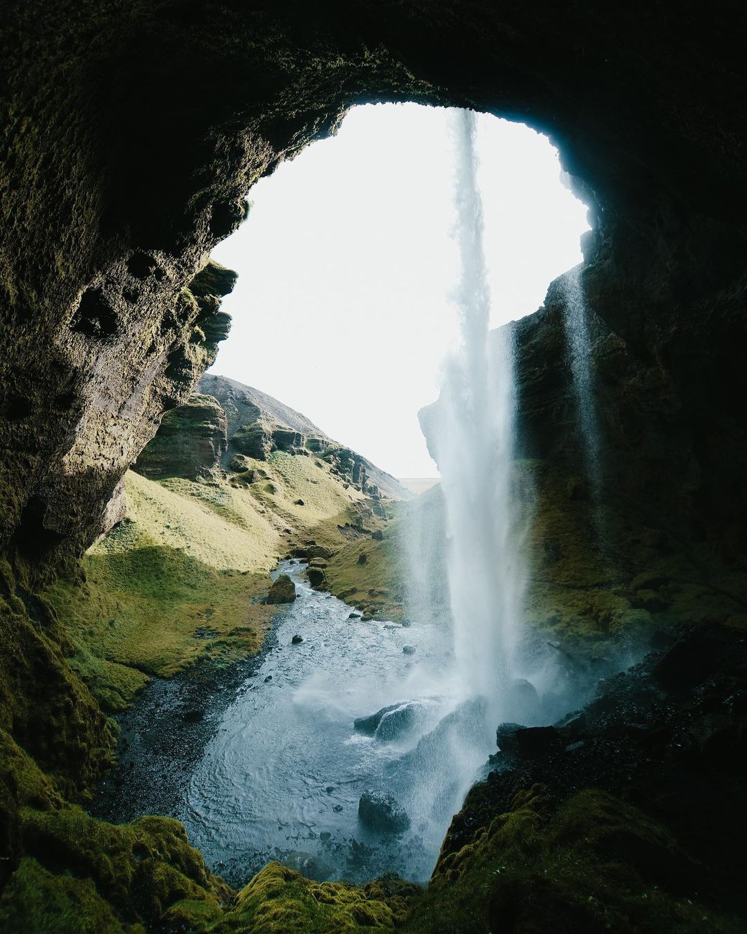 Жизнь как путешествие: девушка колесит по миру и делится снимками нашей планеты 