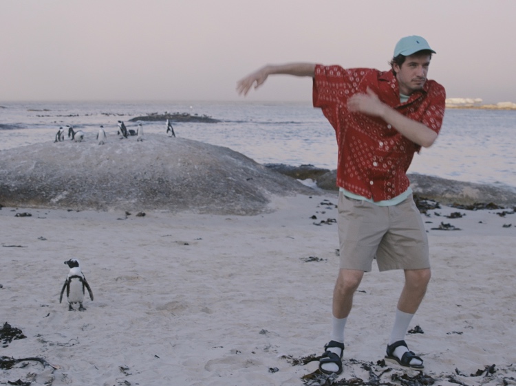 Что посмотреть в июне и июле: Гвинет Пэлтроу на дебатах, Том Хэнкс на корабле и Джозеф Гордон-Левит в воздухе в главных онлайн-премьерах Что посмотреть в июне и июле: Гвинет Пэлтроу на дебатах, Том Хэнкс на корабле и Джозеф Гордон-Левит в воздухе в главных онлайн-премьерах Кино,Кино