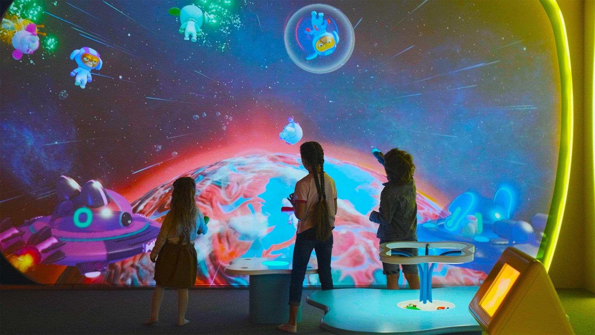 Не только Планетарий: куда сходить с ребенком в Москве, чтобы познакомить его с космосом можно, ребенок, космонавтов, космического, попробовать, парке, космической, метро, корабля, музее, экспонаты, космоса, пространство, космических, увидеть, Hello, станции, необходимо, образования, детей