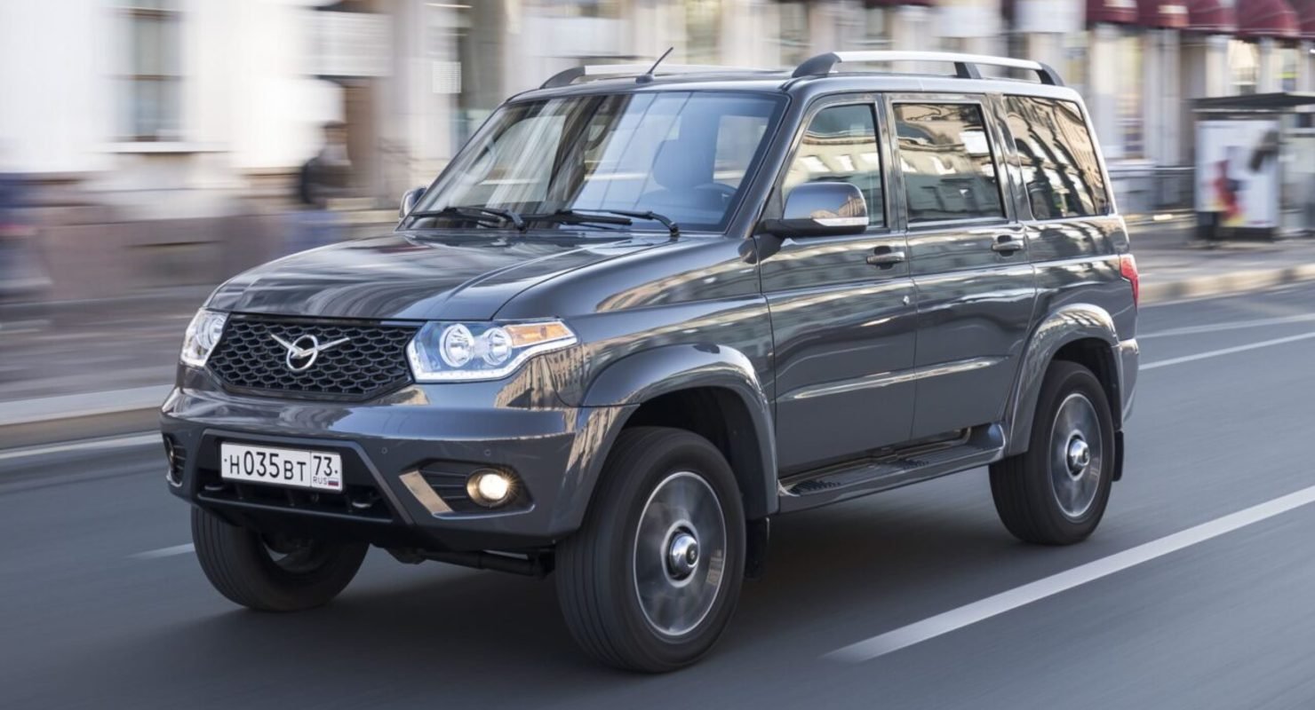 Ульяновский автозавод УАЗ начал продажи новых версий автомашин в сентябре 2022 года