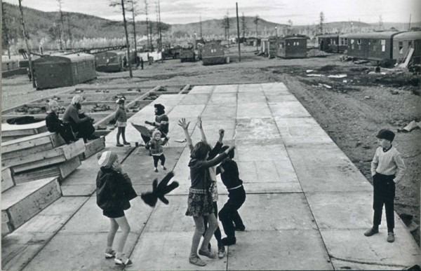 Рожденный в СССР: Двор моего детства Рожденный в СССР: Двор моего детства воспоминания,СССР