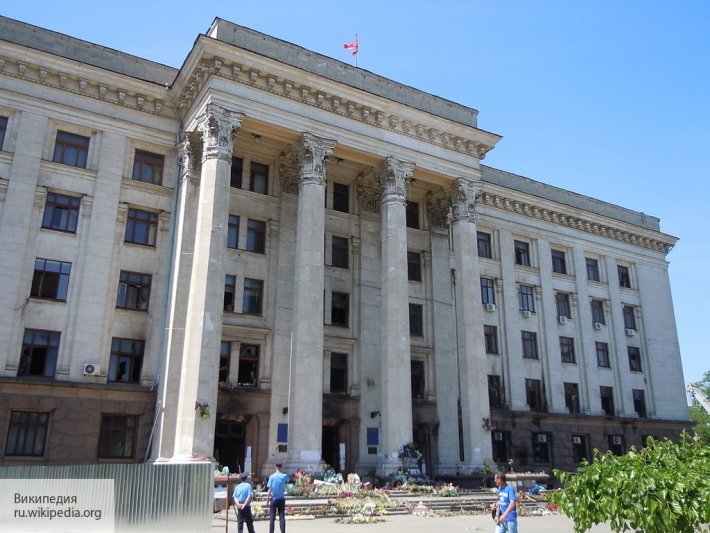 «Стреляли в людей, пытавшихся глотнуть воздуха из окон»: политзаключенный Мефедов раскрыл новые факты трагедии в Одессе