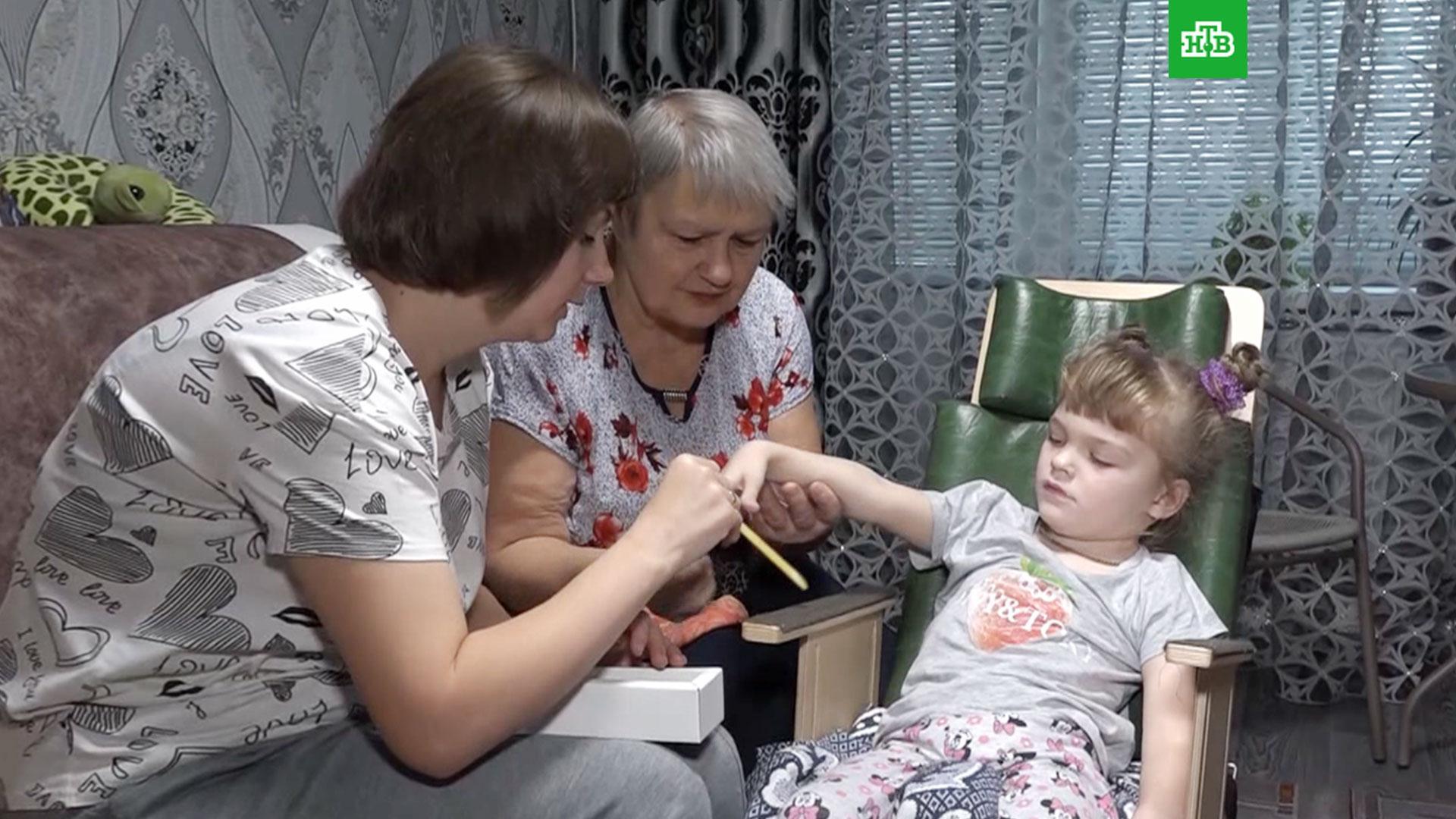 Страдающей ДЦП четырехлетней Маше из ЛНР нужны деньги на реабилитацию