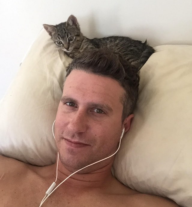 Nigel-and-Gato-the-Cat-Nigelton-Imgur