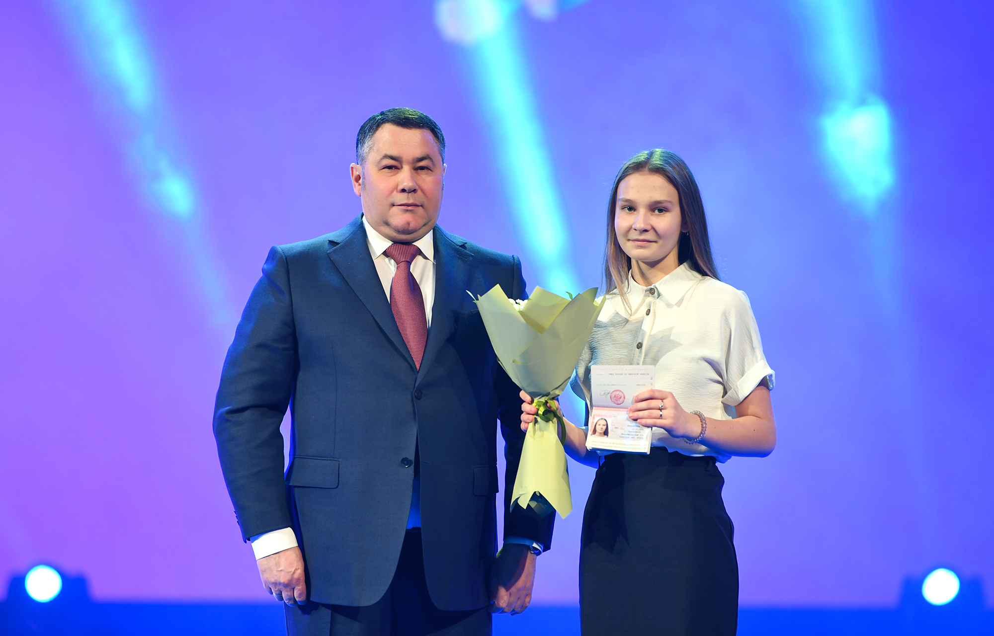Губернатор Игорь Руденя вручил награды жительницам Тверской области
