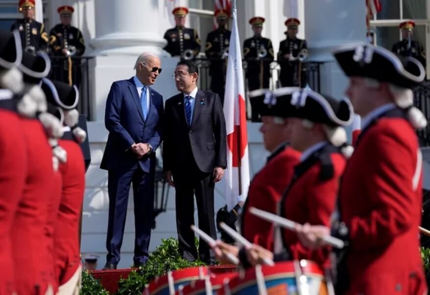 Президент США Джо Байден и премьер Японии Фумио Кисида (иллюстрация из открытых источников)