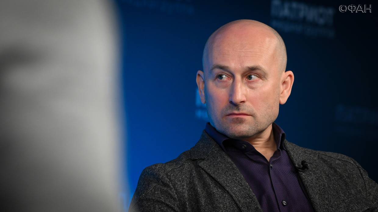 Стариков рассказал, чего ждать России от Украины после признания Донбасса Стариков рассказал, чего ждать России от Украины после признания Донбасса Политика