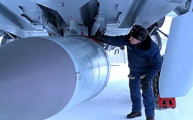 Военные США не смогли найти объяснений использованию гиперзвукового оружия на Украине