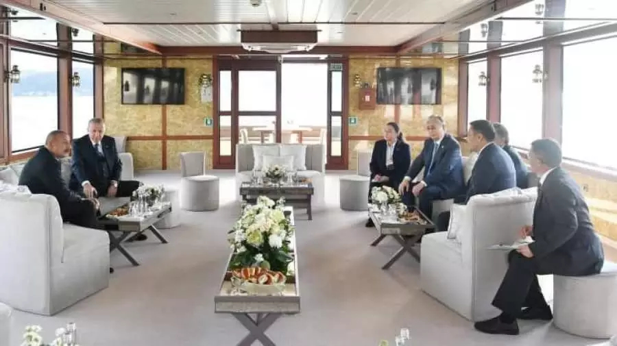 Эрдоган собирает постсоветских вассалов: Антироссийский тюркский союз стал реальностью Эрдоган собирает постсоветских вассалов: Антироссийский тюркский союз стал реальностью геополитика