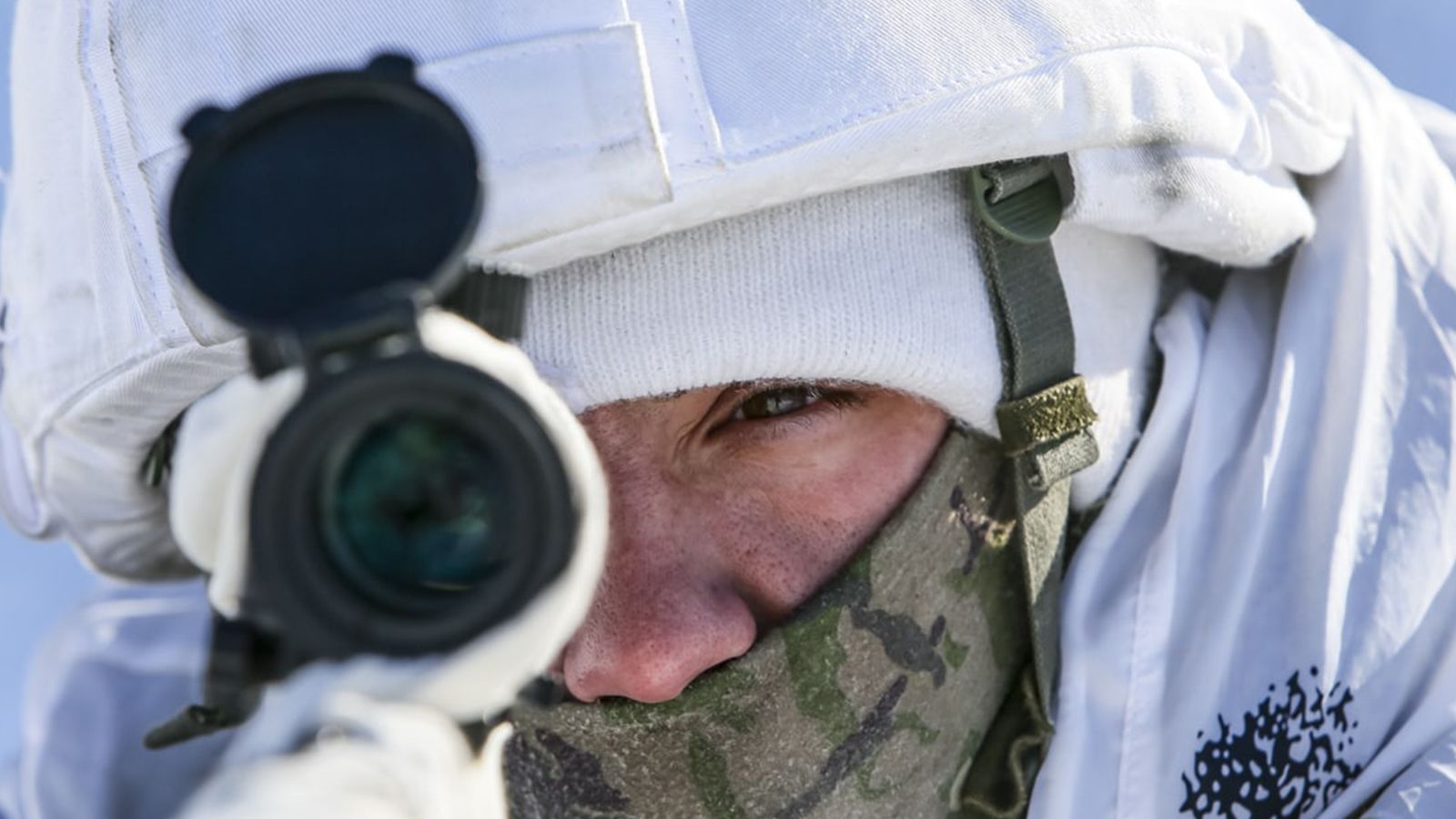 Скрывающую солдат от тепловизоров экипировку создают в России