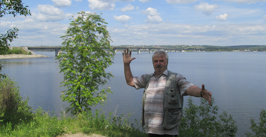 Пенсионер из Перми вёл в своих соцсетях дневник о болезни и долгом ожидании скорой. В итоге он умер с поражением лёгких