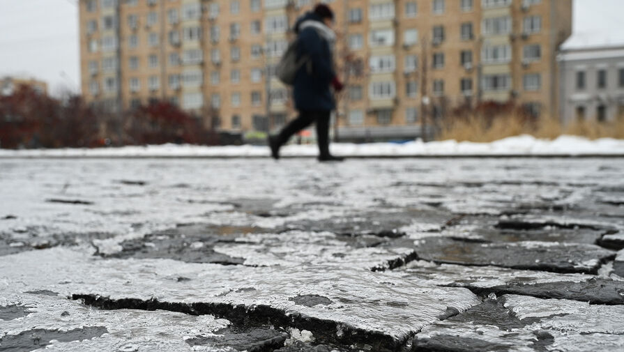 Синоптики предупредили москвичей о гололедице