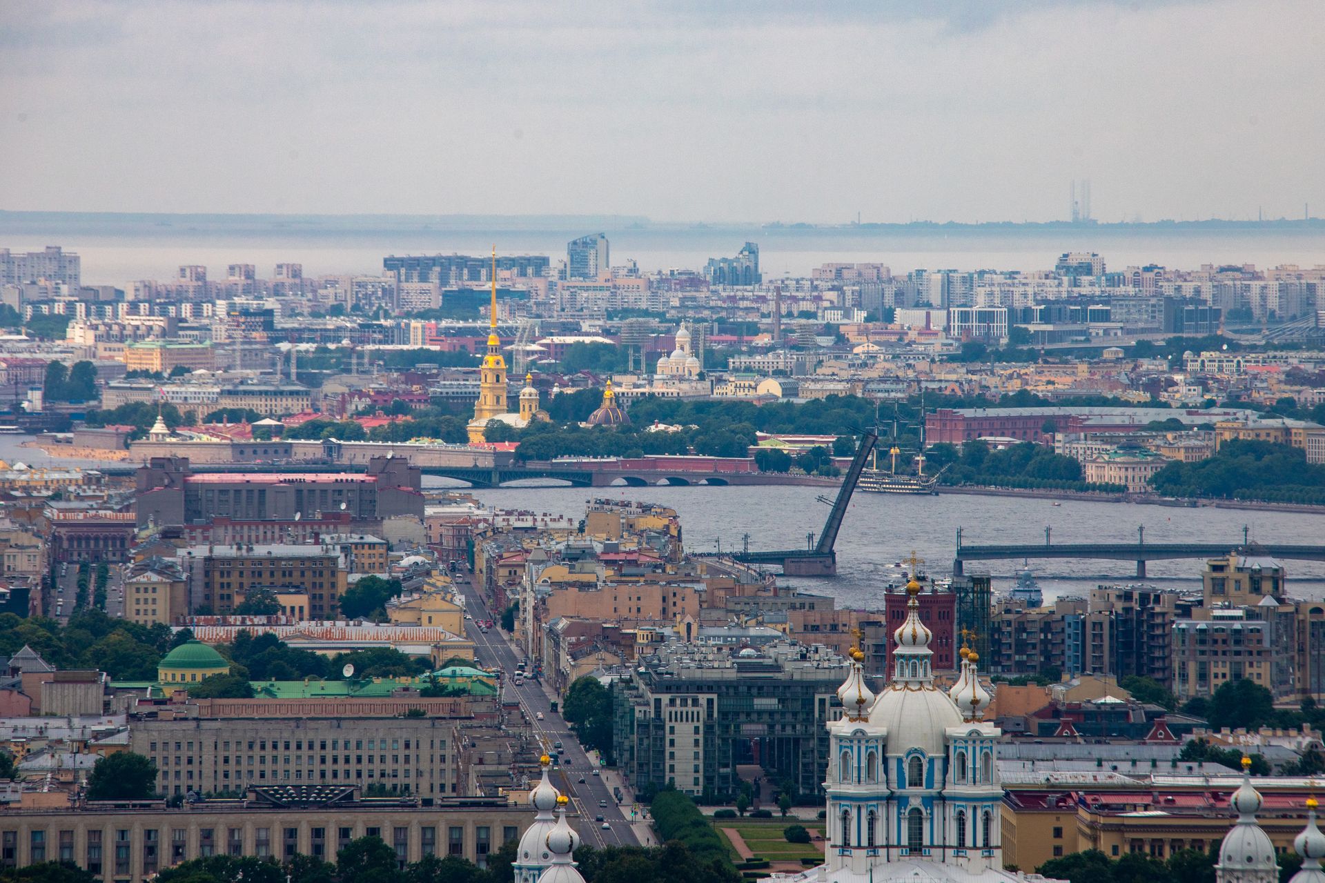 Петербург снять. Санкт-Петербург. Москва-Санкт-Петербург. Столица севера. Виктор Шевченко Санкт Петербург.